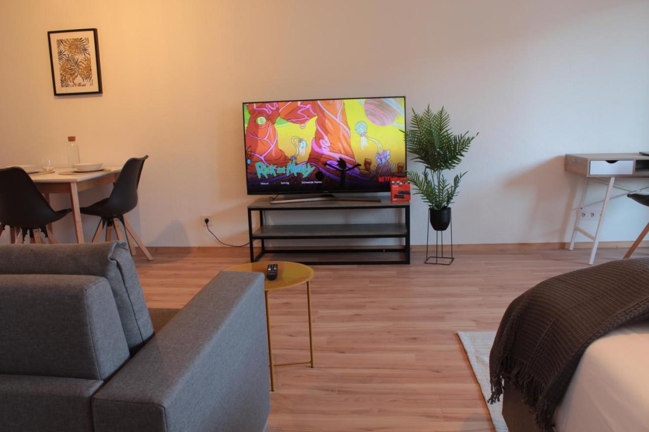 Zentral. Stylisch. Balkon & Parkplatz. Netflix Lejlighed Holzgerlingen Eksteriør billede